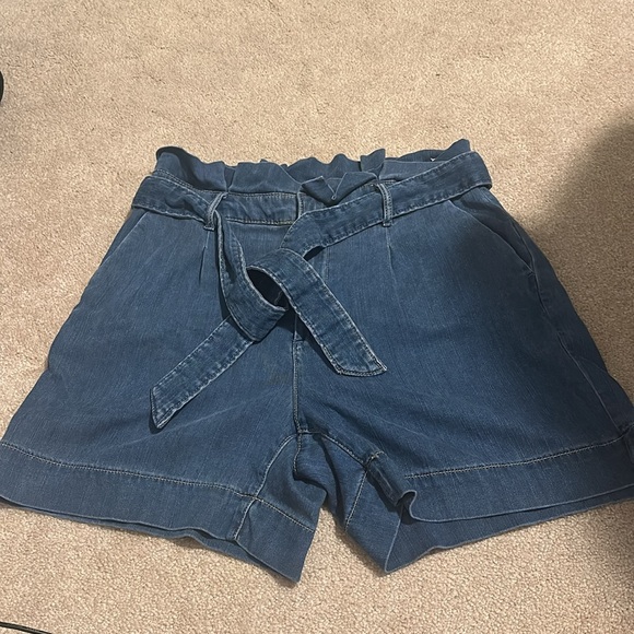 White House Black Market‎ tencel denim paper bag shorts the 5” short size 6 - Picture 3 of 7